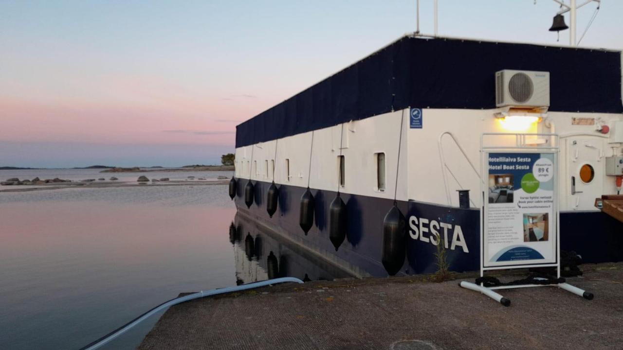 Hotellilaiva Sesta Hanko Buitenkant foto